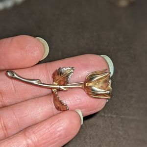 Delicate Vintage Golden Rose Pin